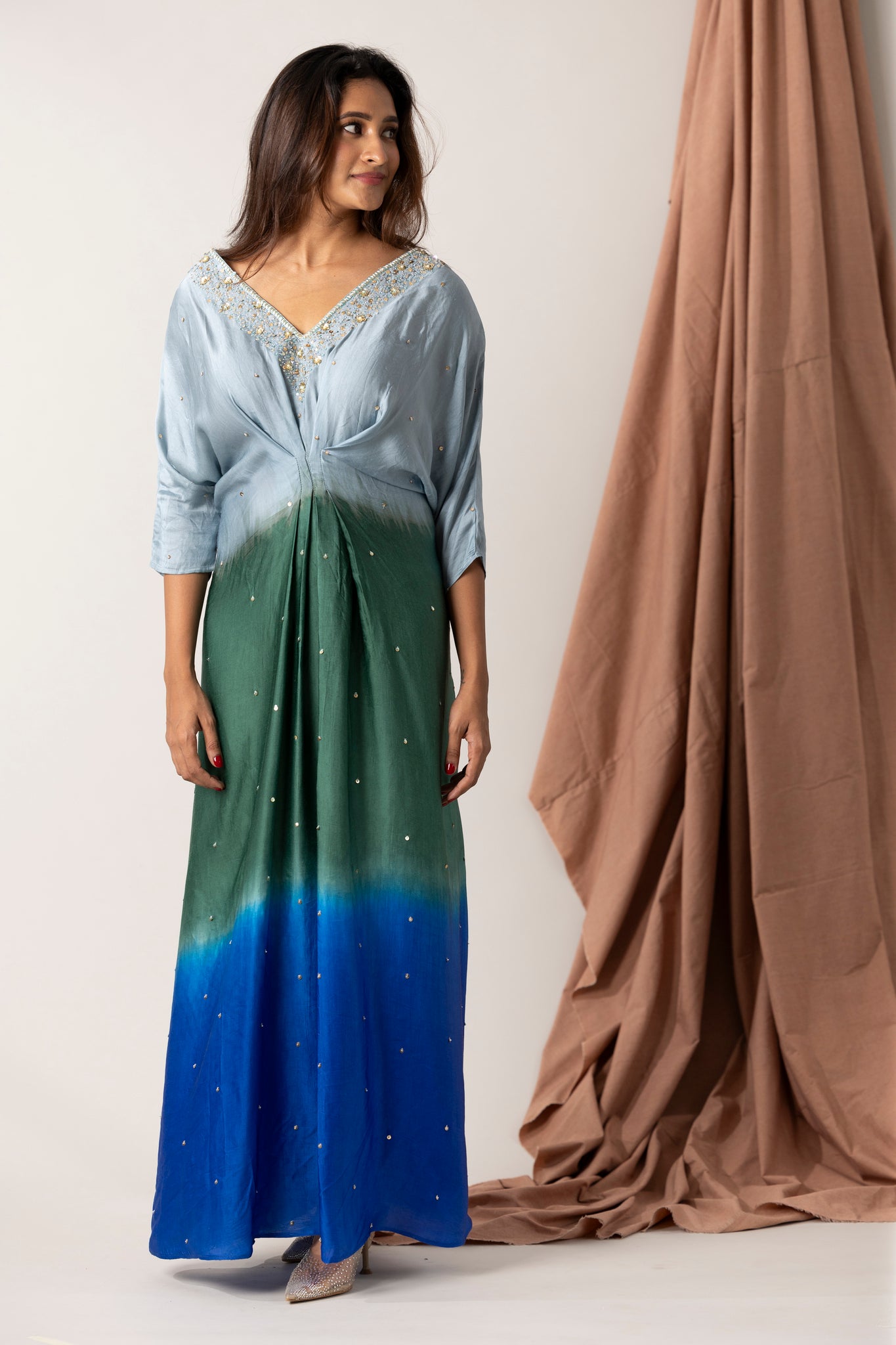 satin selk hand embroidered kaftan