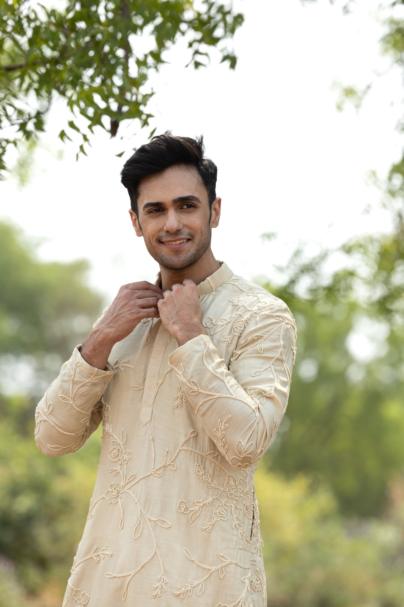 Thread embroidered silk kurta with pants