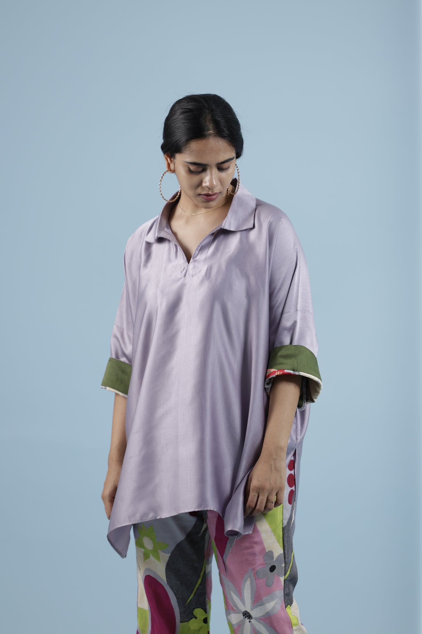 Free sized top with matching trousers